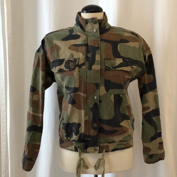 Lucky Brand Camo Utility Jacket. Size XS. - Picture 3 of 13
